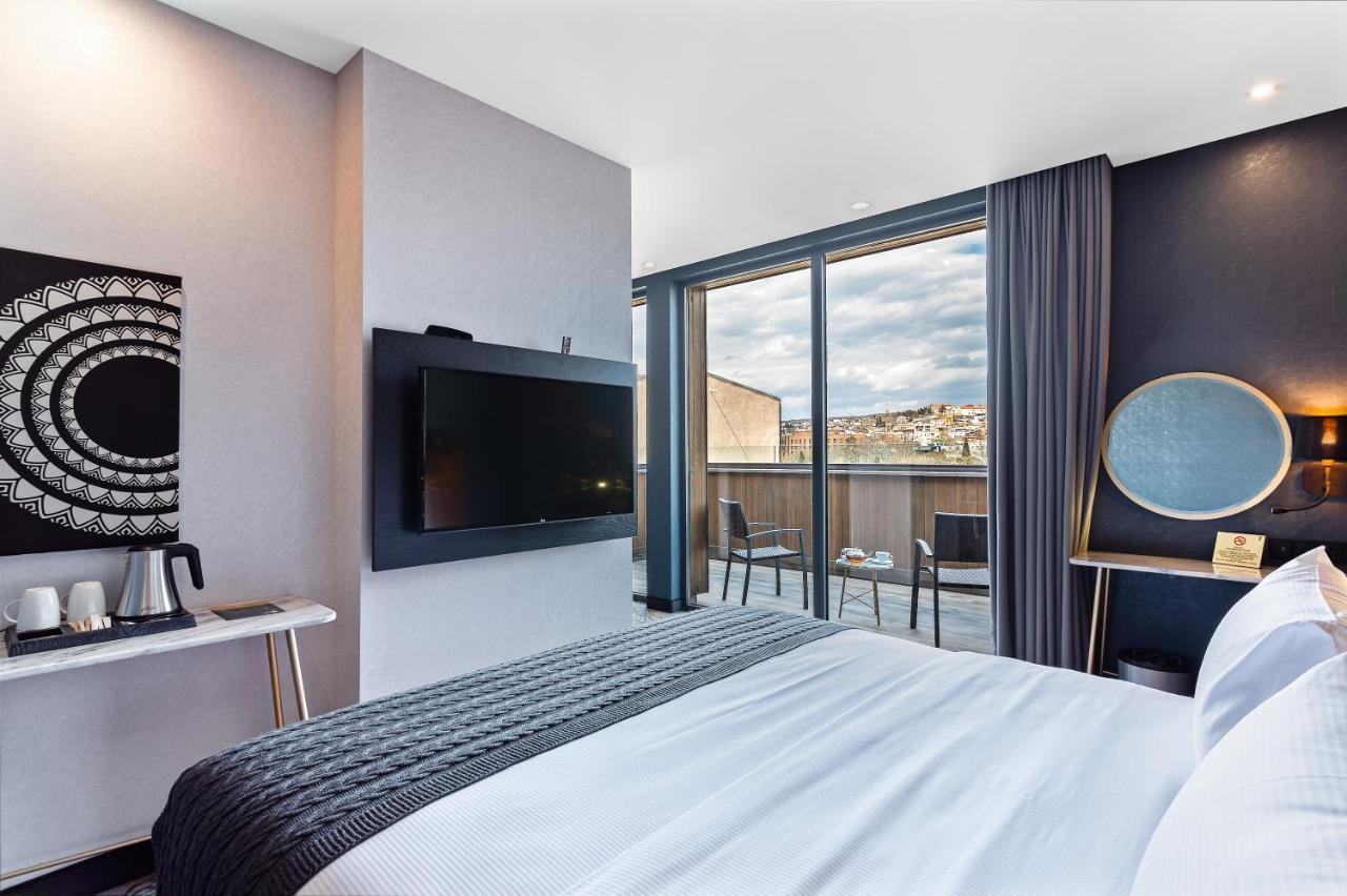 Taberne Boutique Hotel Tbilisi ภายนอก รูปภาพ