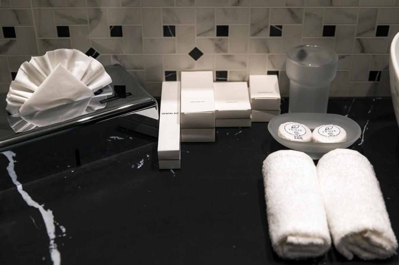 Taberne Boutique Hotel Tbilisi ภายนอก รูปภาพ